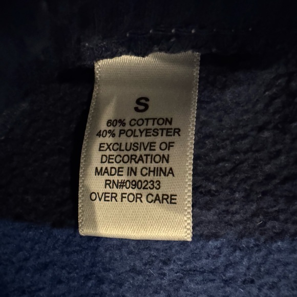 5 for $25 Sale! (Must be bundled) 🐝 Playboy Heart Shorts S - Picture 5 of 6